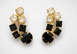 Vintage Black White Rhinestone Earrings, Screw Back Mid-century Glass‎ sb-